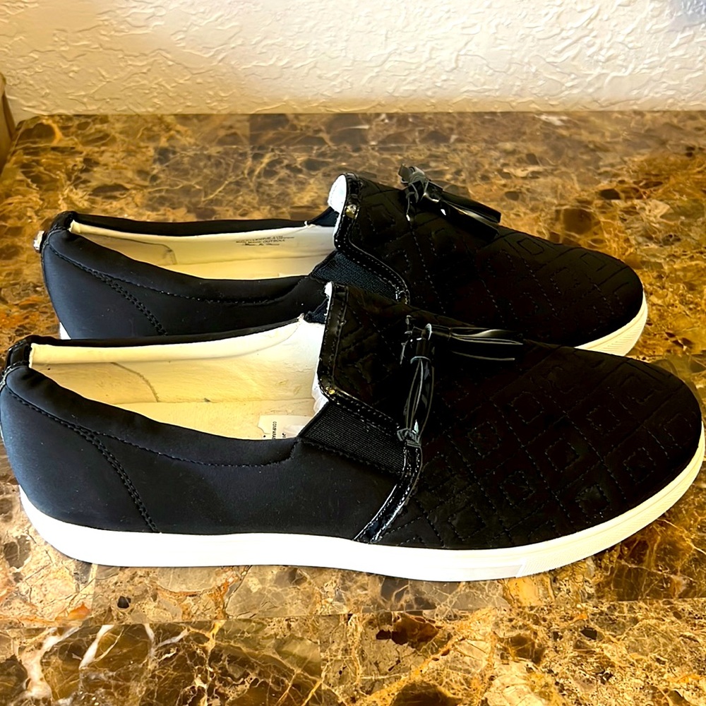 NWT DONALD JPLINER BLACK
